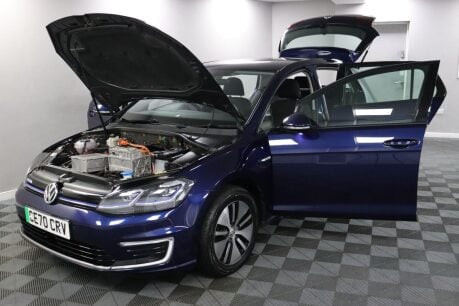 Volkswagen Golf E-GOLF 16