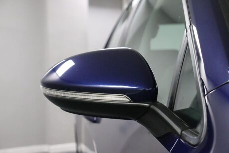 Volkswagen Golf E-GOLF 33
