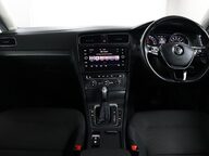 Volkswagen Golf E-GOLF 41