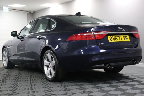 Jaguar XF D PORTFOLIO 21