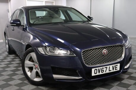 Jaguar XF D PORTFOLIO 18