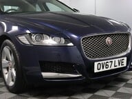 Jaguar XF D PORTFOLIO 23