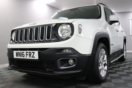 Jeep Renegade LONGITUDE 28