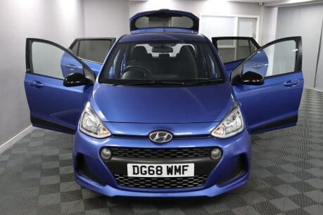 Hyundai i10 GO SE 7