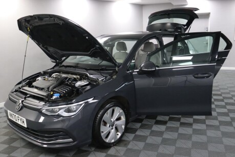 Volkswagen Golf STYLE TSI 16