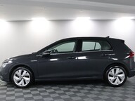 Volkswagen Golf STYLE TSI 18