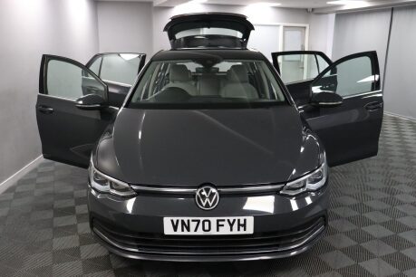 Volkswagen Golf STYLE TSI 6