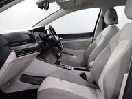 Volkswagen Golf STYLE TSI 39