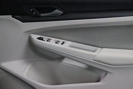 Volkswagen Golf STYLE TSI 43
