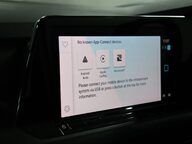 Volkswagen Golf STYLE TSI 29