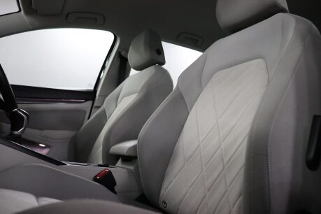 Volkswagen Golf STYLE TSI 37