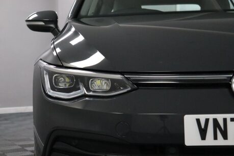 Volkswagen Golf STYLE TSI 42