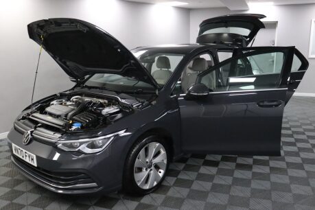 Volkswagen Golf STYLE TSI 11