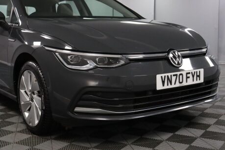 Volkswagen Golf STYLE TSI 43