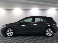 Volkswagen Golf STYLE TSI 18