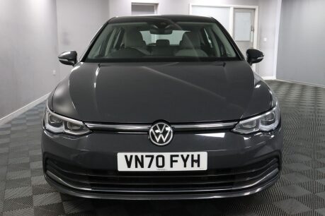 Volkswagen Golf STYLE TSI 6