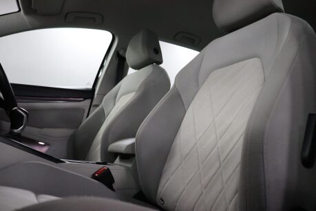 Volkswagen Golf STYLE TSI 39