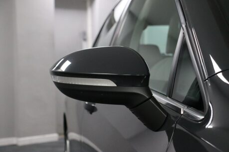 Volkswagen Golf STYLE TSI 35
