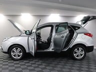 Hyundai ix35 PREMIUM CRDI  4