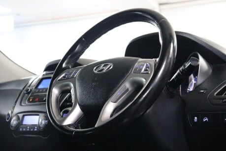 Hyundai ix35 PREMIUM CRDI  12