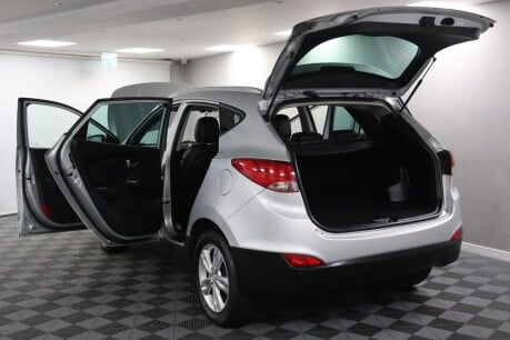 Hyundai ix35 PREMIUM CRDI  21