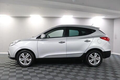 Hyundai ix35 PREMIUM CRDI  18