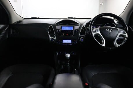 Hyundai ix35 PREMIUM CRDI  38