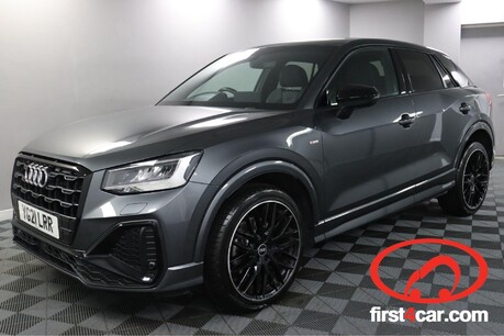 Audi Q2 TFSI S LINE BLACK EDITION