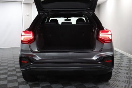 Audi Q2 TFSI S LINE BLACK EDITION 14