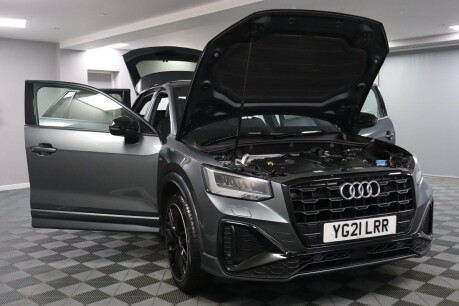 Audi Q2 TFSI S LINE BLACK EDITION 15