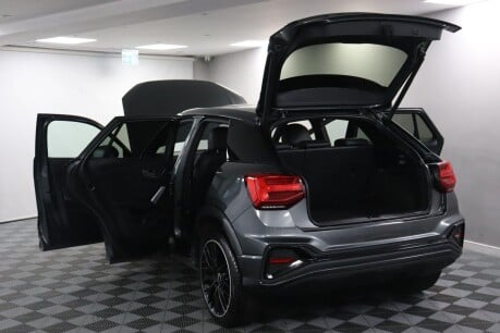 Audi Q2 TFSI S LINE BLACK EDITION 21