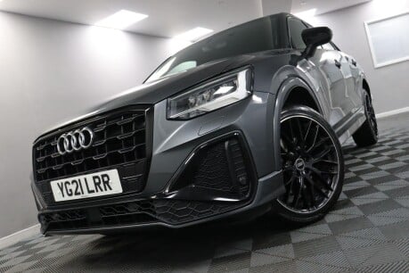 Audi Q2 TFSI S LINE BLACK EDITION 32