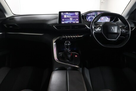 Peugeot 3008 PURETECH S/S ACTIVE 38