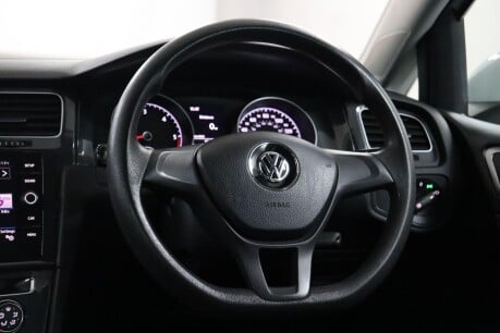 Volkswagen Golf S TDI 42