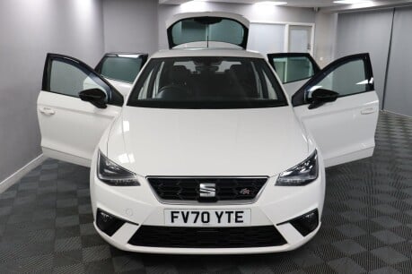 SEAT Ibiza TSI FR SPORT 7