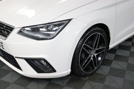 SEAT Ibiza TSI FR SPORT 31