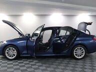 BMW 3 Series 330E SE PRO 4