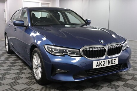 BMW 3 Series 330E SE PRO 10