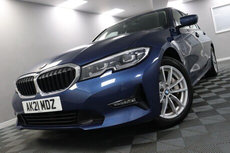 BMW 3 Series 330E SE PRO 13