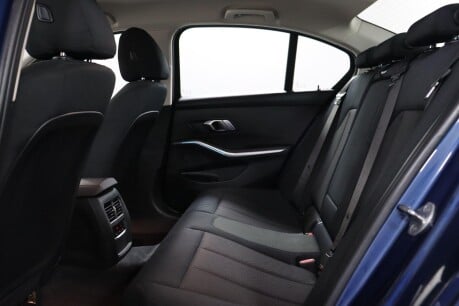 BMW 3 Series 330E SE PRO 21