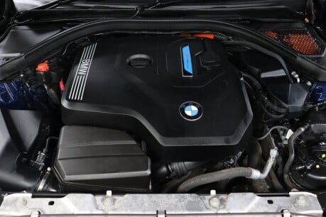 BMW 3 Series 330E SE PRO 24