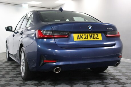 BMW 3 Series 330E SE PRO 34