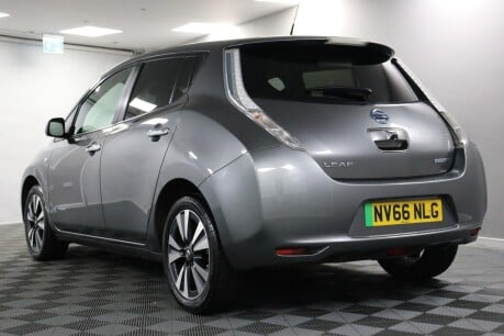 Nissan LEAF TEKNA 21