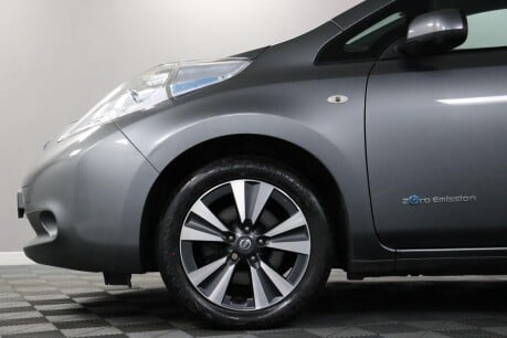 Nissan LEAF TEKNA 26