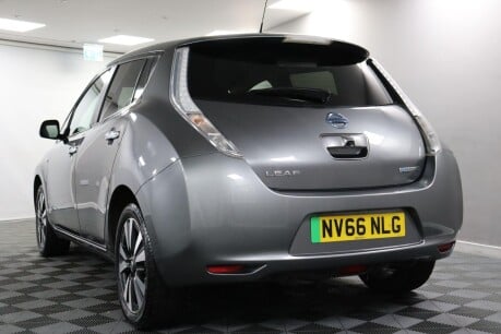 Nissan LEAF TEKNA 28