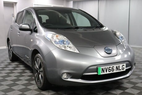 Nissan LEAF TEKNA 29