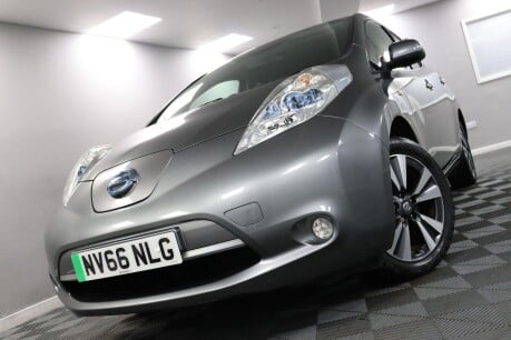 Nissan LEAF TEKNA 31