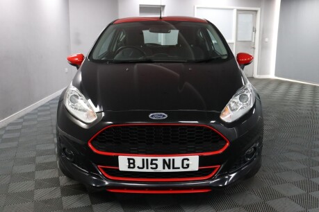 Ford Fiesta ZETEC S BLACK EDITION 2