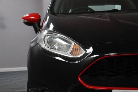 Ford Fiesta ZETEC S BLACK EDITION 25