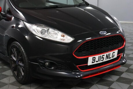 Ford Fiesta ZETEC S BLACK EDITION 26